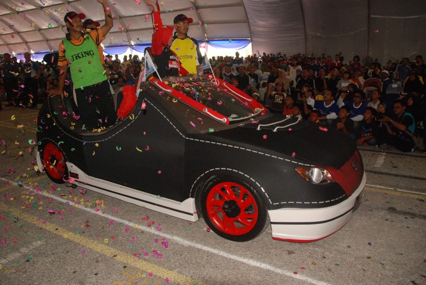 Proton employees show off “creative concepts” at its 2010 Family Day celebration 278333