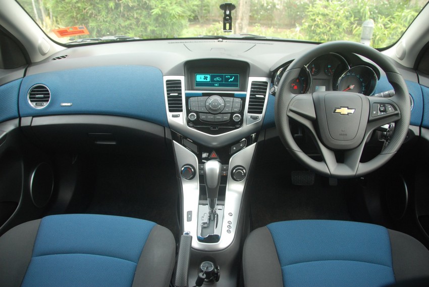Chevrolet Cruze 1.8 LT Test Drive Report 238634