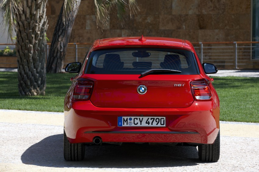 2012 BMW 1-Series (F20) unveiled – details and photos 196030