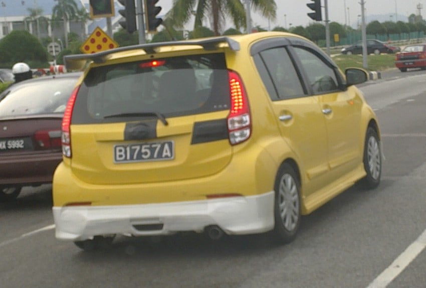 Yellow Perodua Myvi SE spotted transported by trailer 158091