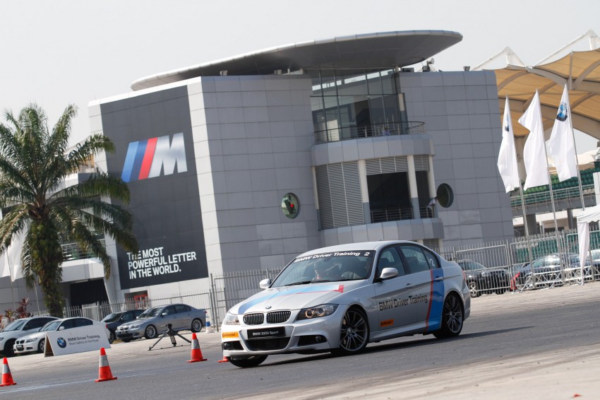 BMW M5 and M3 Coupe driven on track at the BMW M Track Experience Asia 2012, Sepang 117063