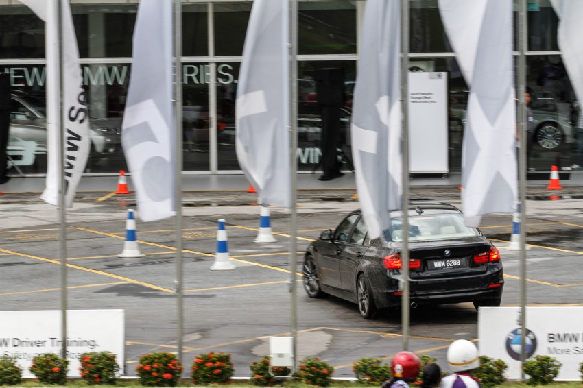 F30 BMW 3-Series 320d goes sideways at the Auto Bavaria Sg. Besi Dynamic Drive event 116491
