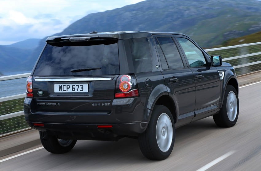Land Rover Freelander 2 gets ‘premium overhaul’ for MY 2013 – new design and features for cabin 126606