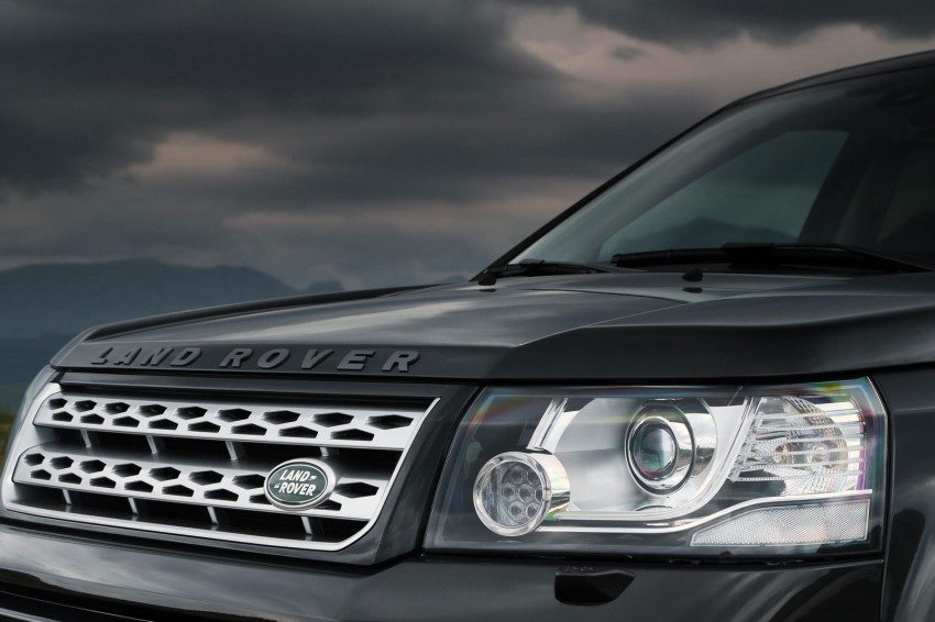Land Rover Freelander 2 gets ‘premium overhaul’ for MY 2013 – new design and features for cabin 126617