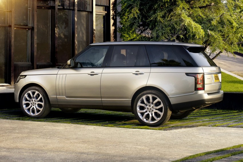 First pics of next-generation Range Rover now online! 126061