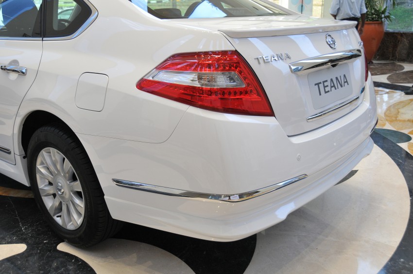 2013 Nissan Teana launched – now with Blind Spot Warning System and black interior; RM173k for 2.5 V6 156370
