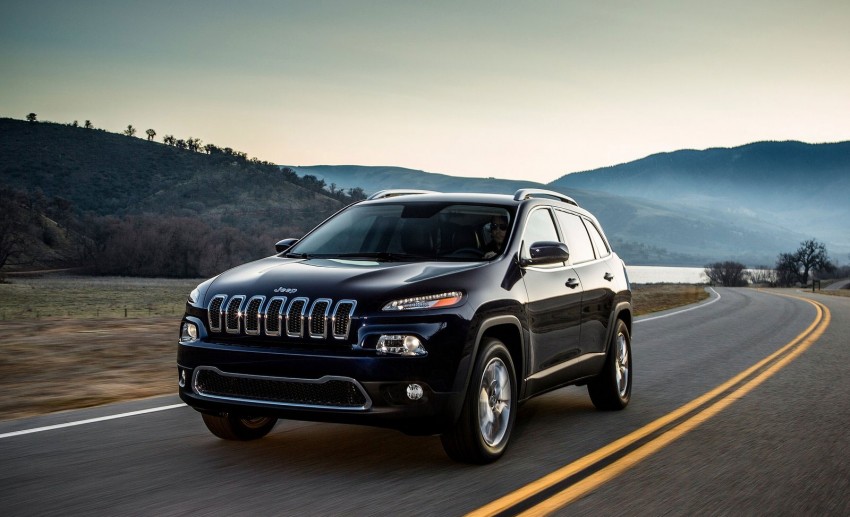 2014 Jeep Cherokee revealed with a bold new face 156838