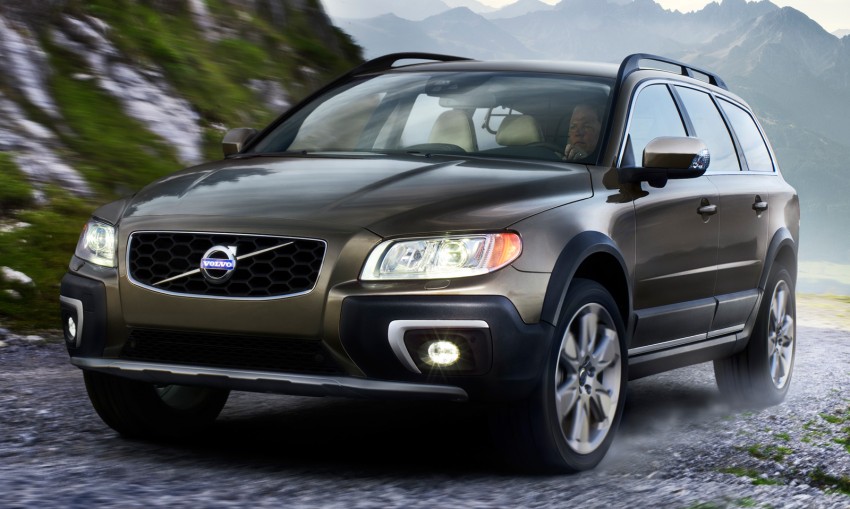 The Volvo S80, V70 and XC70 get minor facelifts too 157111