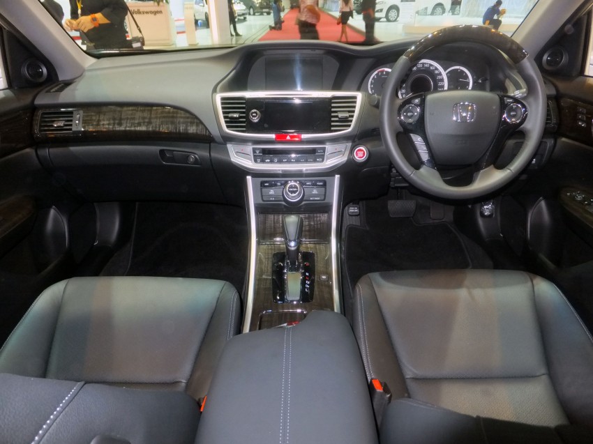 ASEAN-spec 2013 Honda Accord surfaces in Bangkok 163813