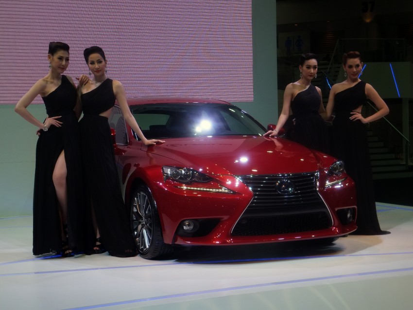 Bangkok 2013: Lexus IS 300h dazzles on the stand 164983