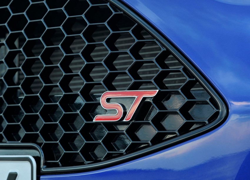 GALLERY: Ford Fiesta ST 3-door on European roads 163496
