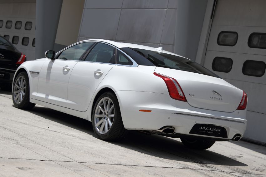 Jaguar XF and XJ with 2.0 Ti, 2.2 Td, 3.0 SC V6 engines introduced; XKR-S joins Malaysian line-up 159521