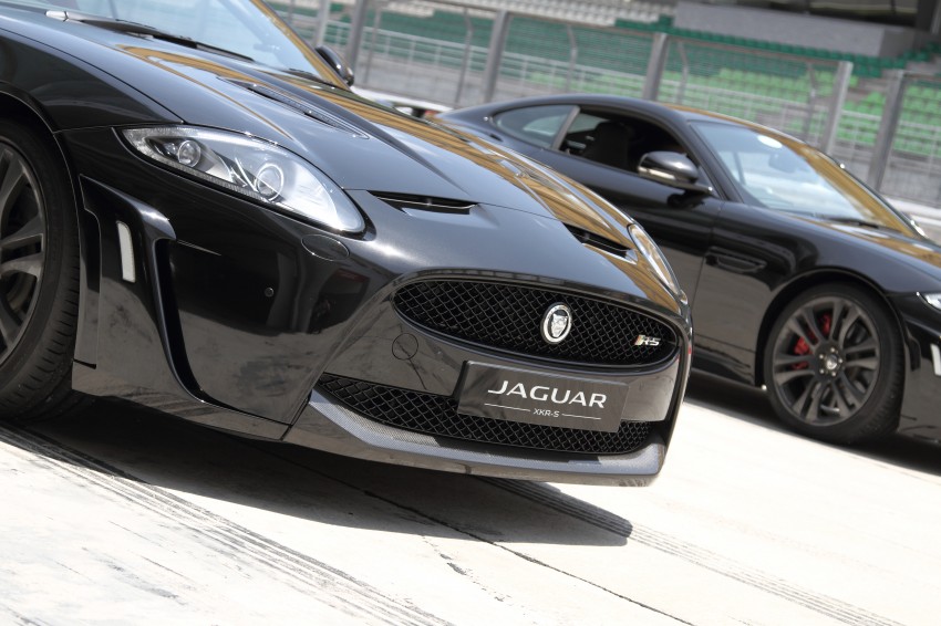 Jaguar XF and XJ with 2.0 Ti, 2.2 Td, 3.0 SC V6 engines introduced; XKR-S joins Malaysian line-up 159554
