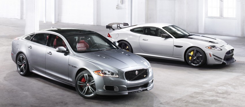 New cats on the NY block – Jaguar XKR-S GT and XJR 164306