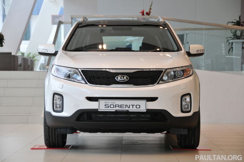 GALLERY: Live pictures of the facelifted Kia Sorento Image #162326