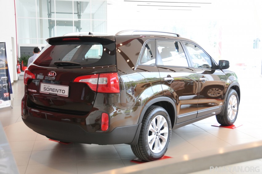 GALLERY: Live pictures of the facelifted Kia Sorento Image #162330