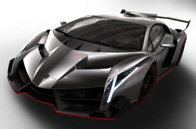 Limited run Lamborghini Veneno unveiled with full details
