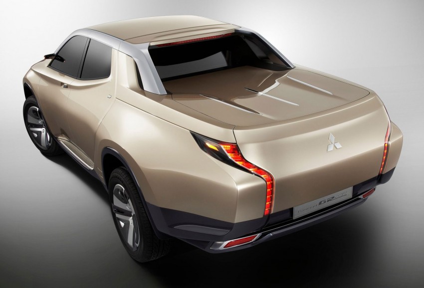 Mitsubishi GR-HEV Concept previews the next Triton 159218