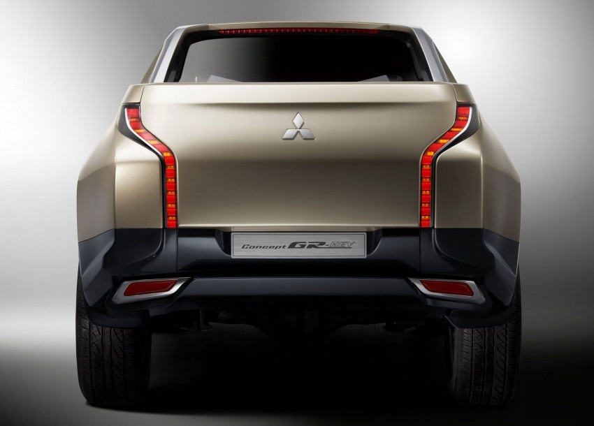 Mitsubishi GR-HEV Concept previews the next Triton 159219
