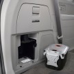2014 Honda Odyssey Touring Elite minivan debuts new HondaVAC in-car vacuum cleaner