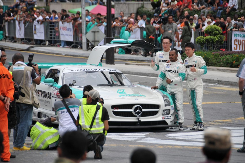 Jazeman Jaafar drives the Mercedes AMG Petronas W03 Formula 1 car around the streets of Kuala Lumpur 163034