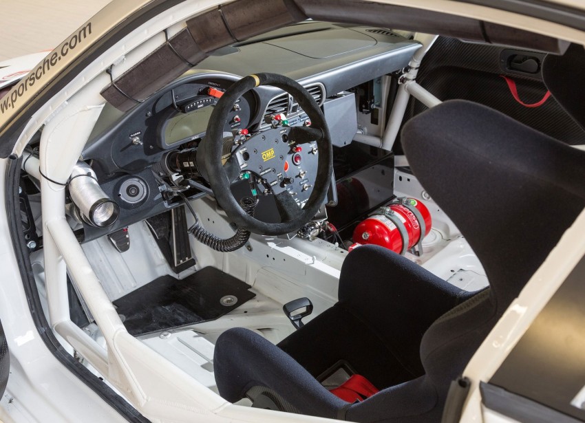 Porsche 911 GT3 R race car – extensive mods for 2013 163255