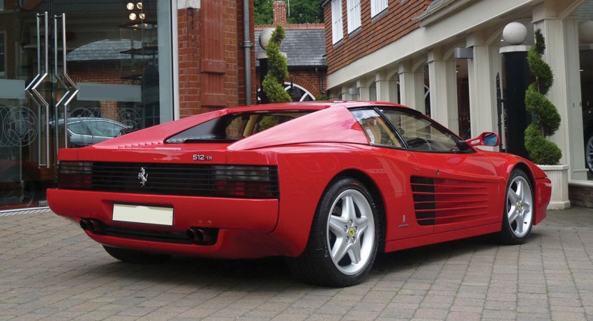Sir Elton John’s Ferrari Testarossa up for auction 161224