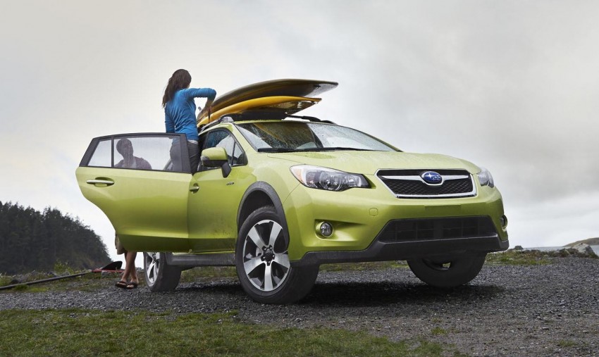 Subaru XV Crosstrek Hybrid unveiled at NYIAS 2013 165456