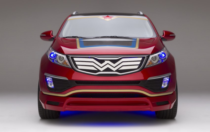 Wonder Woman gets a Kia Sportage for her ride 164675