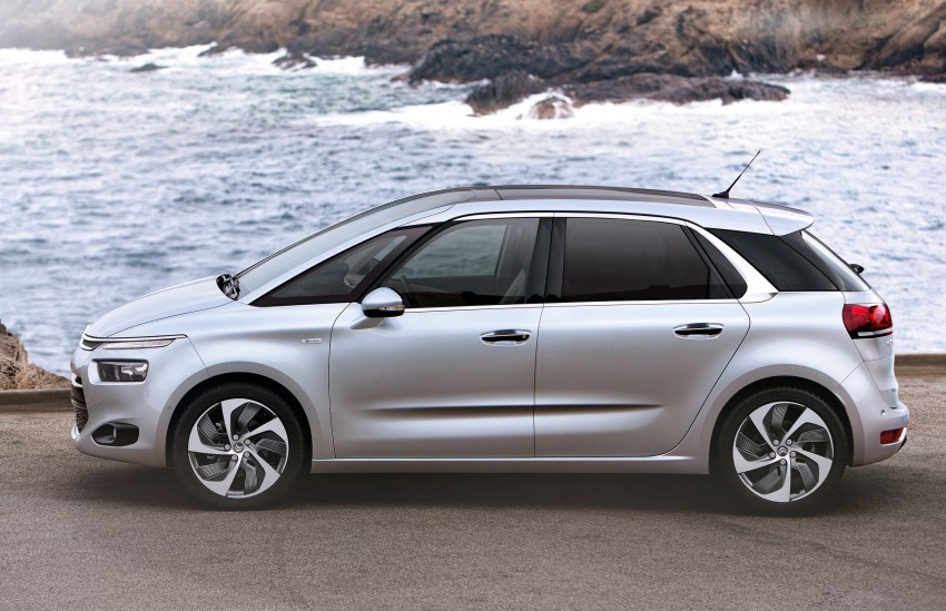 New Citroen C4 Picasso: first official images surface 165996