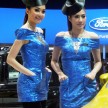 Bangkok 2013: the show girls from the Land of Smiles
