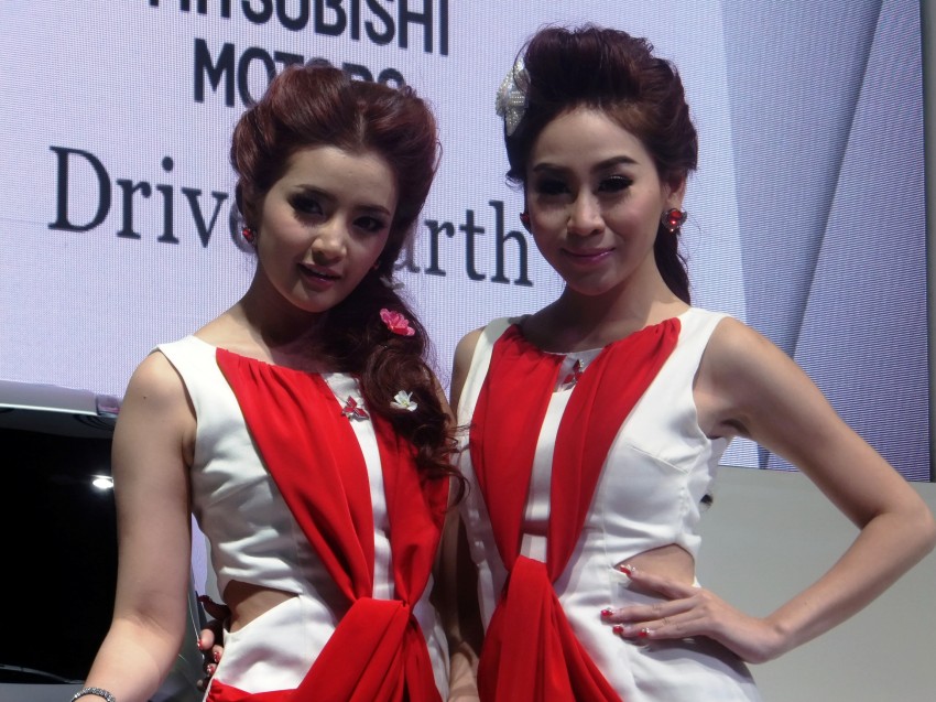 Bangkok 2013: the show girls from the Land of Smiles 165791