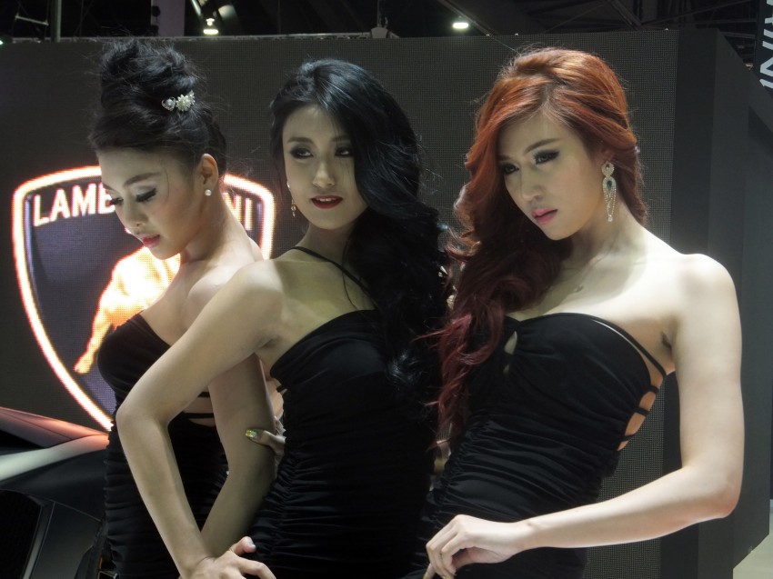 Bangkok 2013: the show girls from the Land of Smiles 165805
