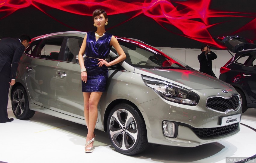 Kia Carens launched in South Korea at Seoul 2013 165862