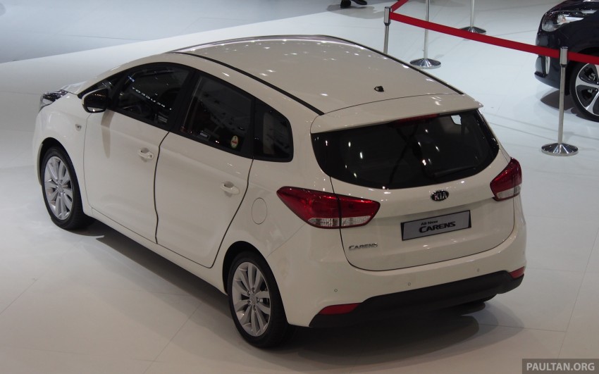 Kia Carens launched in South Korea at Seoul 2013 165860