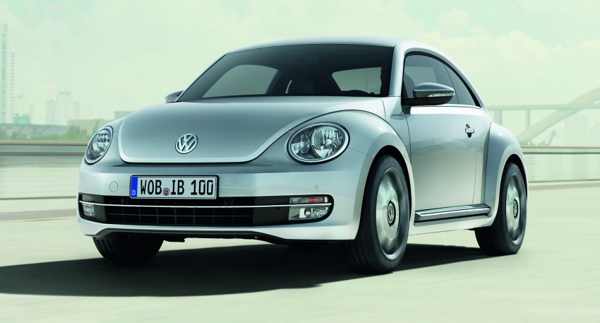 Volkswagen iBeetle features iPhone integration dock 170072