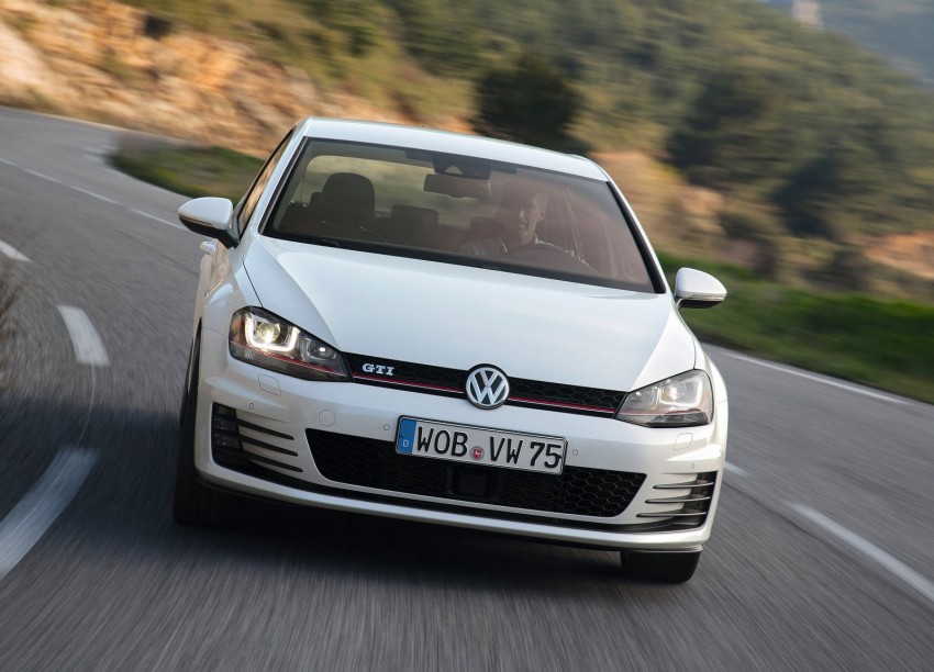 GALLERY: Volkswagen Golf GTI Mk7 on location 172551