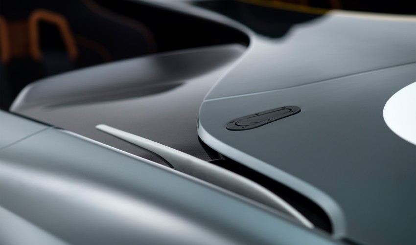Aston Martin CC100 Speedster Concept is a one-off 175564