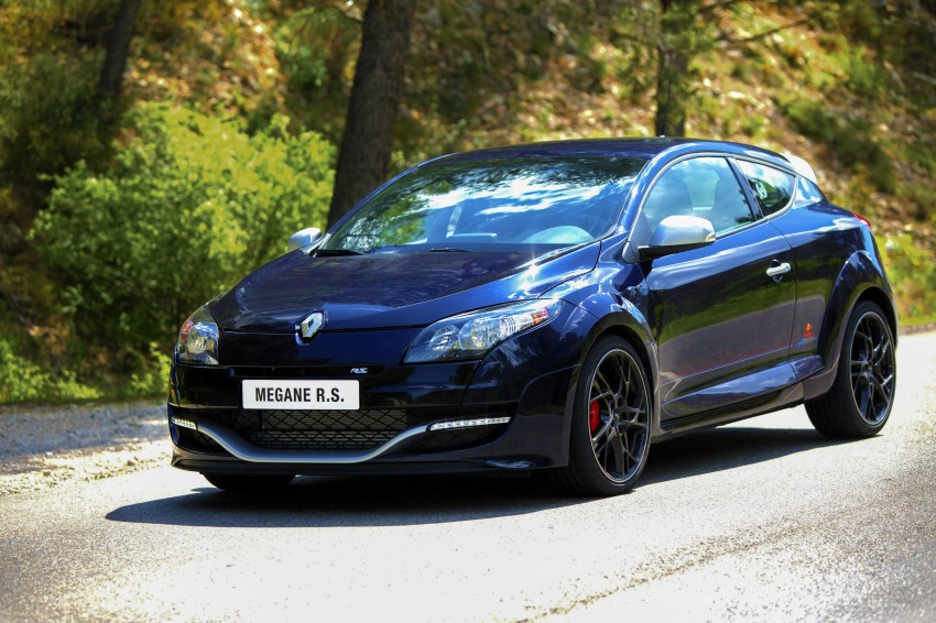Renault Megane RS 265 Red Bull Racing RB8 unveiled 175987