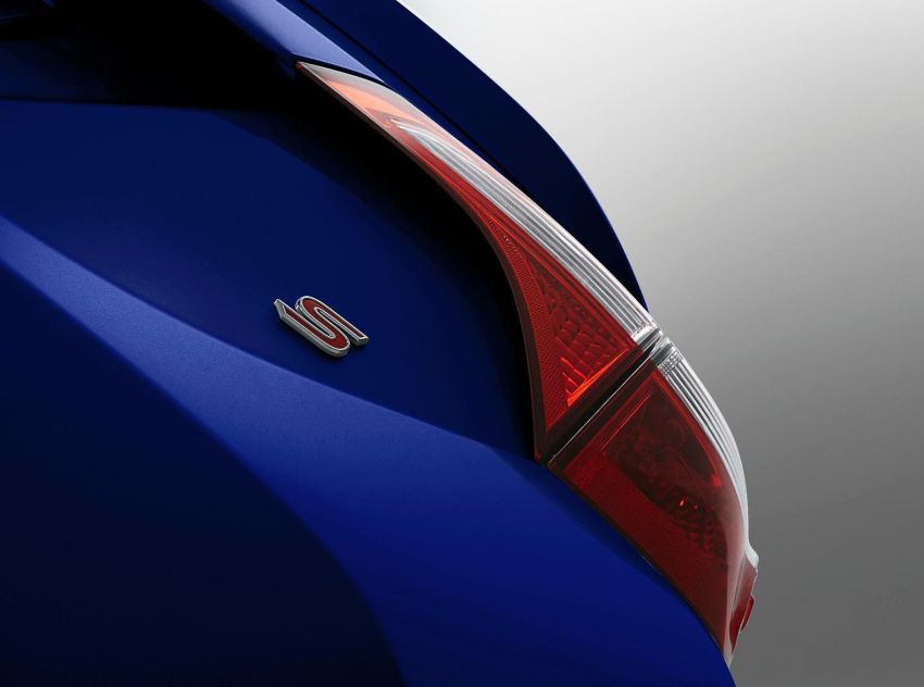 2013 Toyota Corolla teased, to be unveiled in June 176046