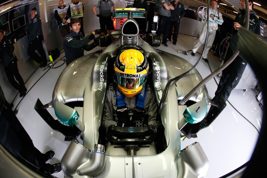 Rosberg puts Mercedes AMG Petronas on top in FP2 183876