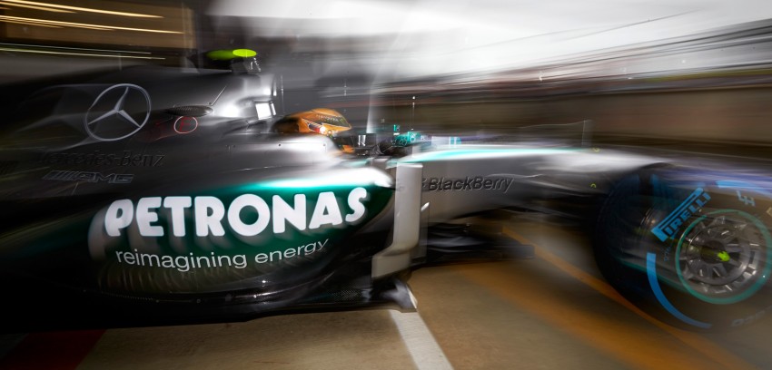 Rosberg puts Mercedes AMG Petronas on top in FP2 183879