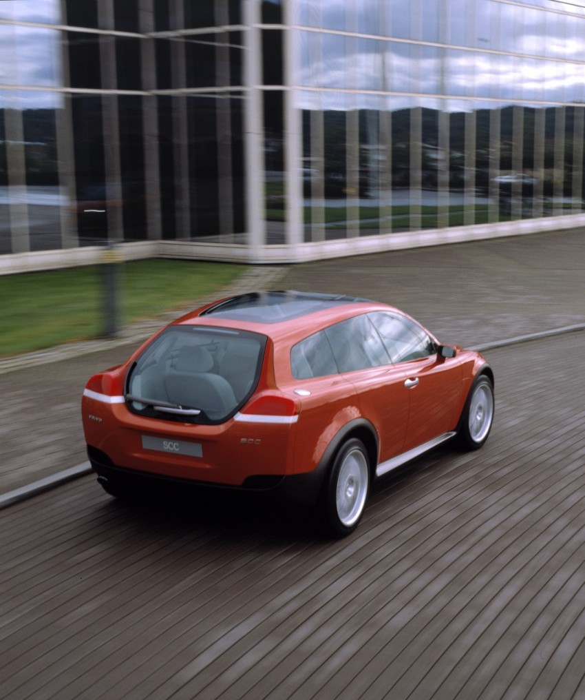 Volvo bids farewell to the C30, to give last car away 178634
