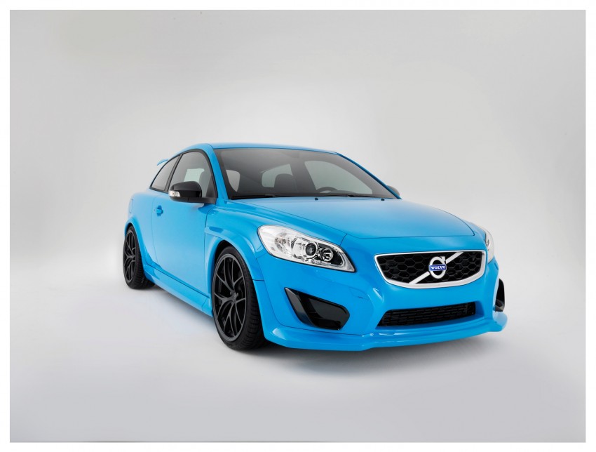 Volvo bids farewell to the C30, to give last car away 178637
