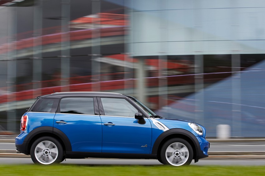 Standard MINI Cooper Countryman and Paceman can now be had with optional ALL4 all-wheel drive system 178028