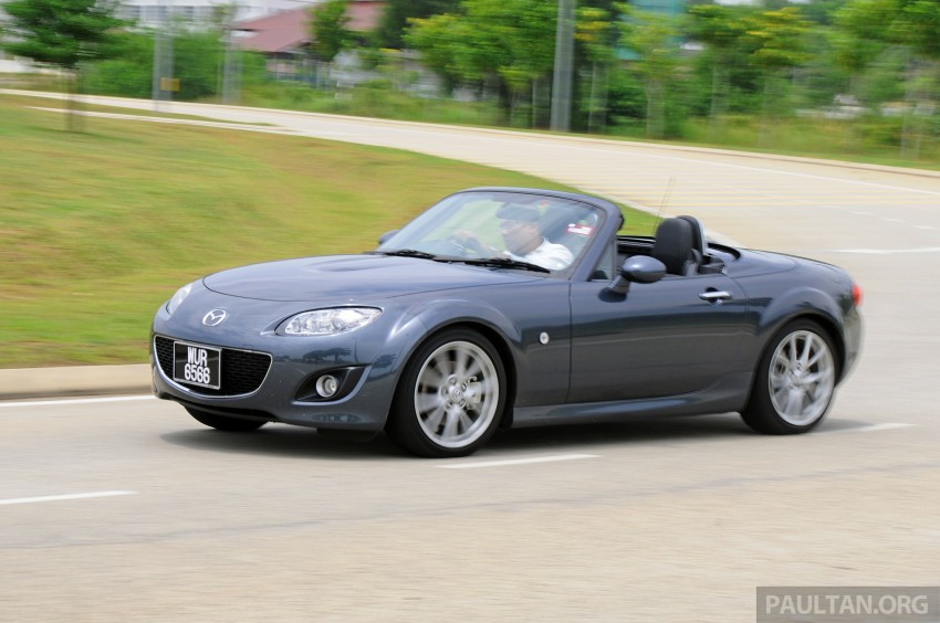 VIDEO: Mazda MX-5 is quicker than a Lambo and a 911 179220