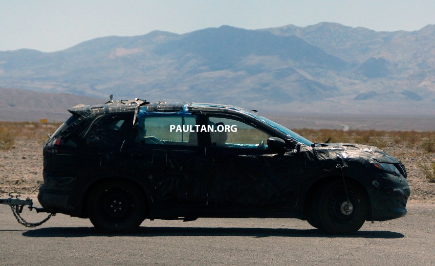 SPYSHOTS: Next-gen Nissan X-Trail in the desert 181295