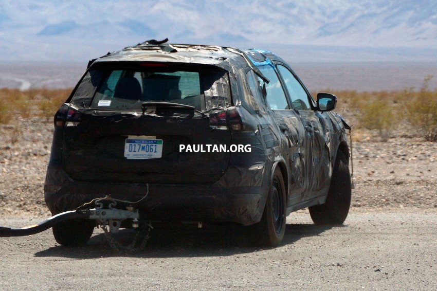 SPYSHOTS: Next-gen Nissan X-Trail in the desert 181296