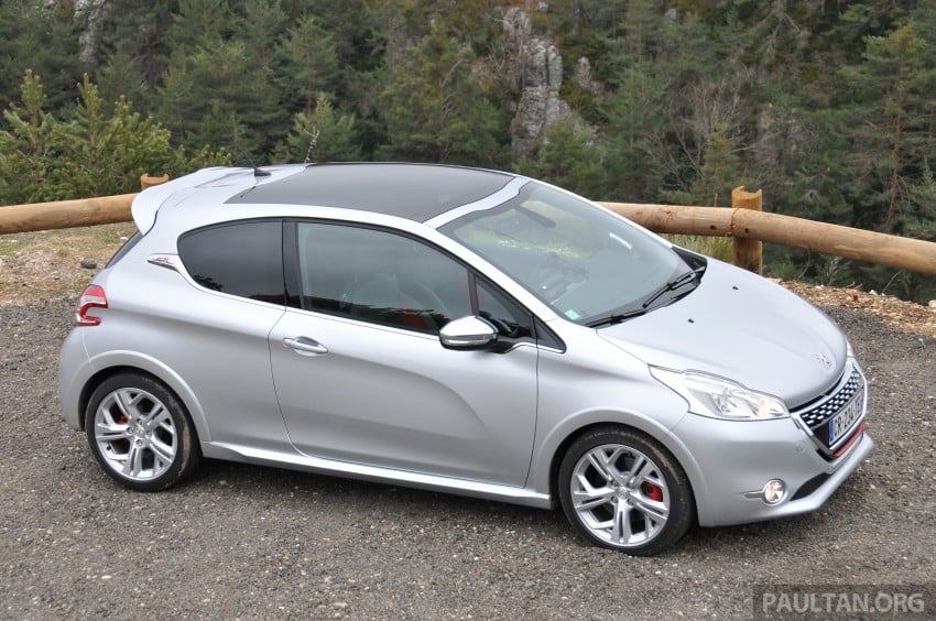 DRIVEN: New Peugeot 208 GTi in the South of France 179102
