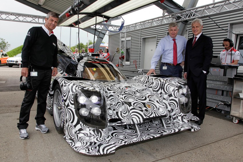 2014 Porsche LMP1 sports prototype race car unveiled 180167